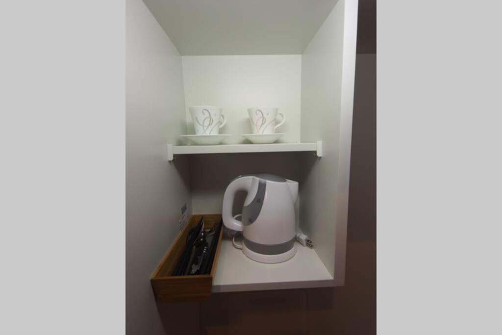 Apartament 【Great Location!】Near Shinjuku Sta./Girls #302 Tokio Zewnętrze zdjęcie
